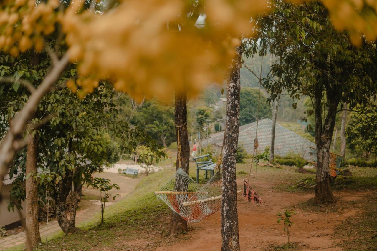 Hotel Abad Brookside Wayanad à Vythiri Extérieur photo