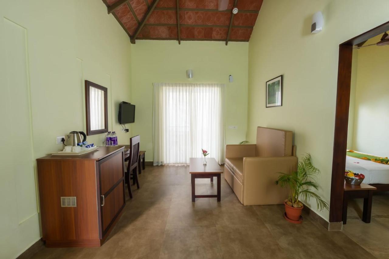 Hotel Abad Brookside Wayanad à Vythiri Extérieur photo