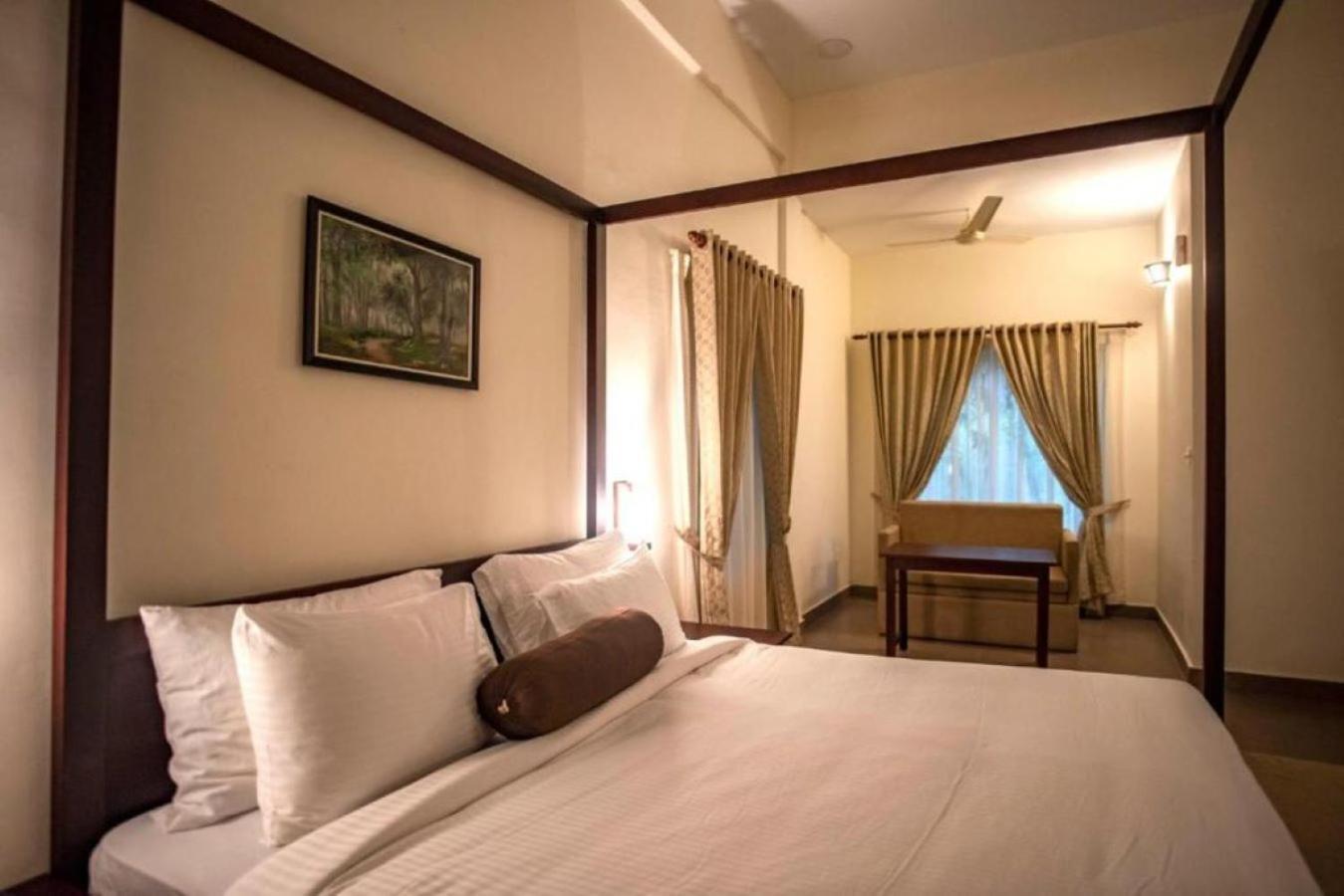 Hotel Abad Brookside Wayanad à Vythiri Extérieur photo
