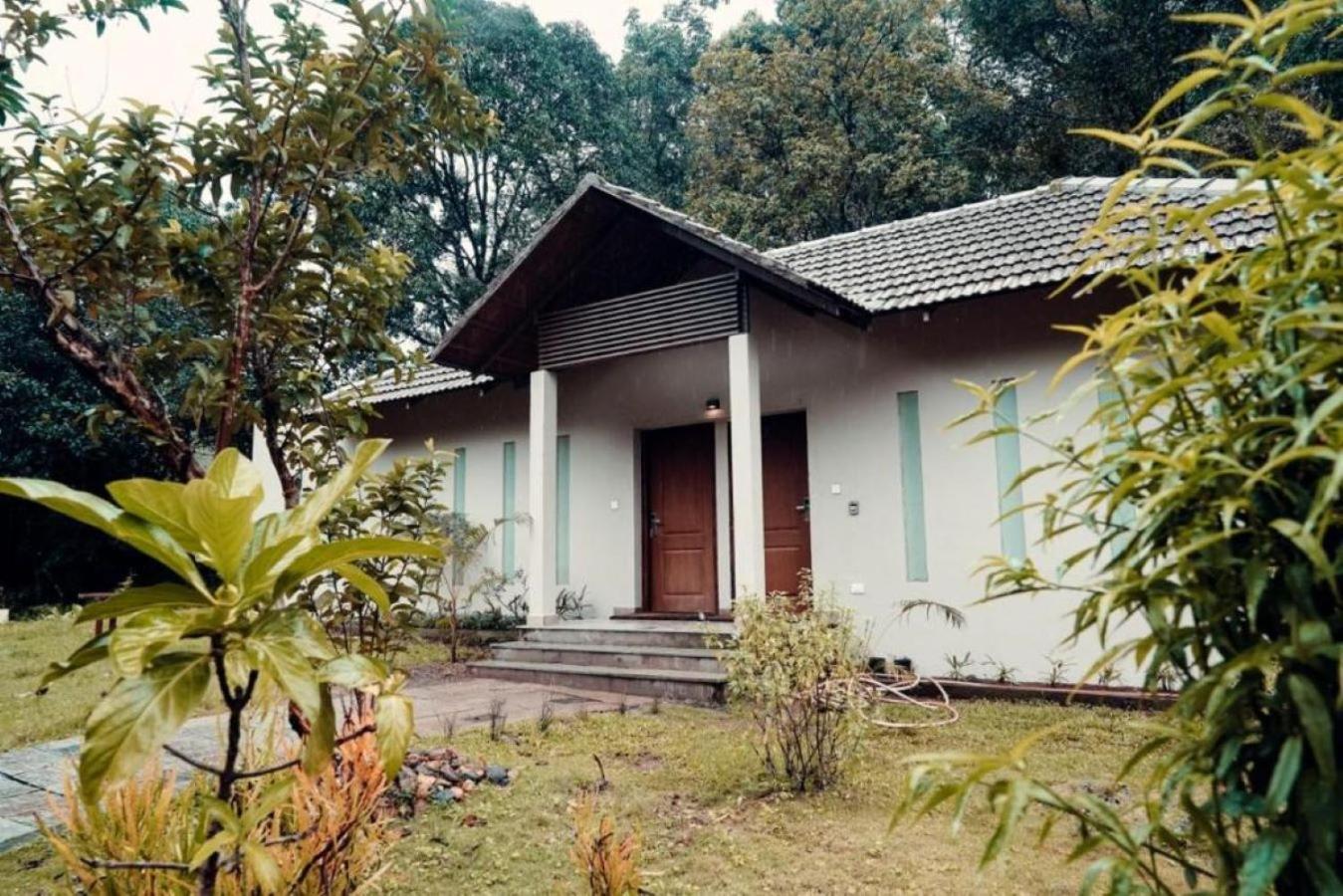 Hotel Abad Brookside Wayanad à Vythiri Extérieur photo
