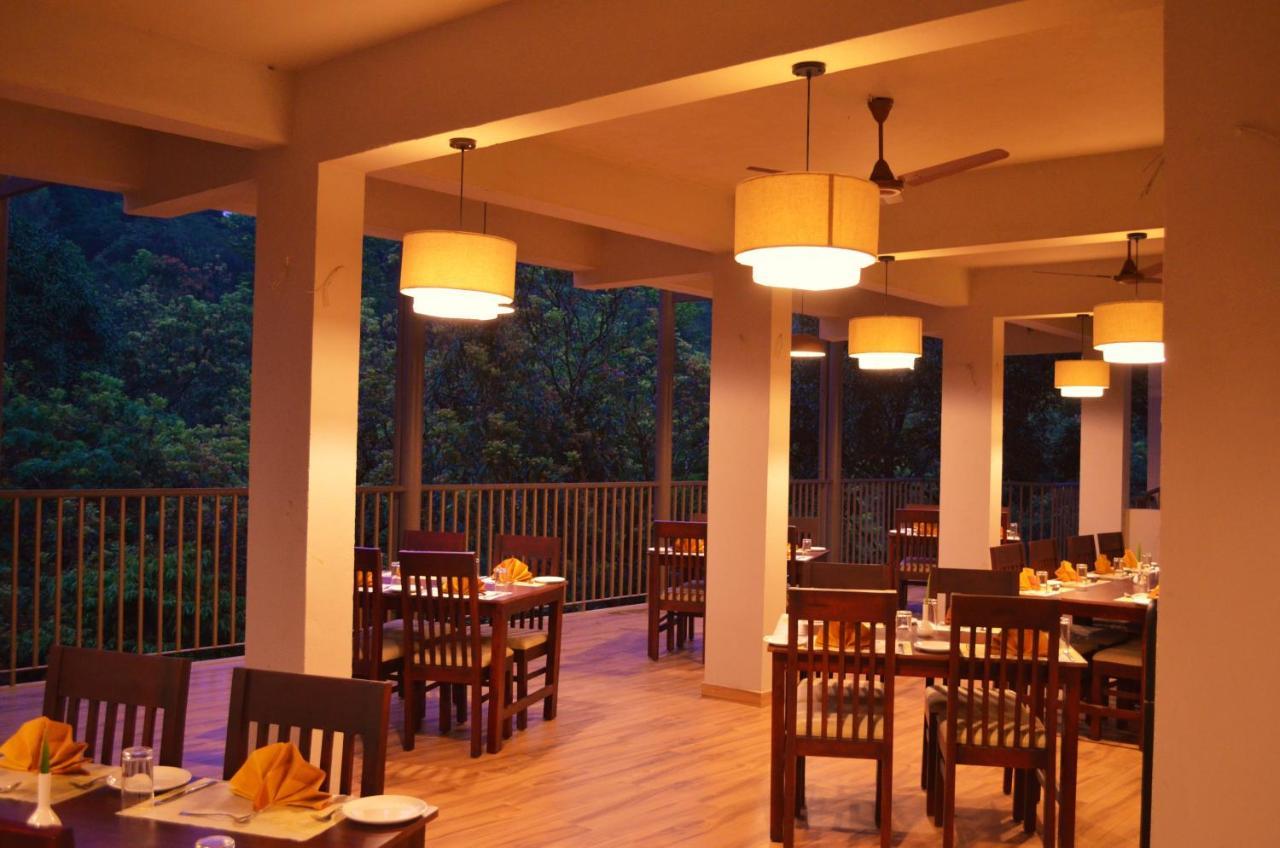 Hotel Abad Brookside Wayanad à Vythiri Extérieur photo