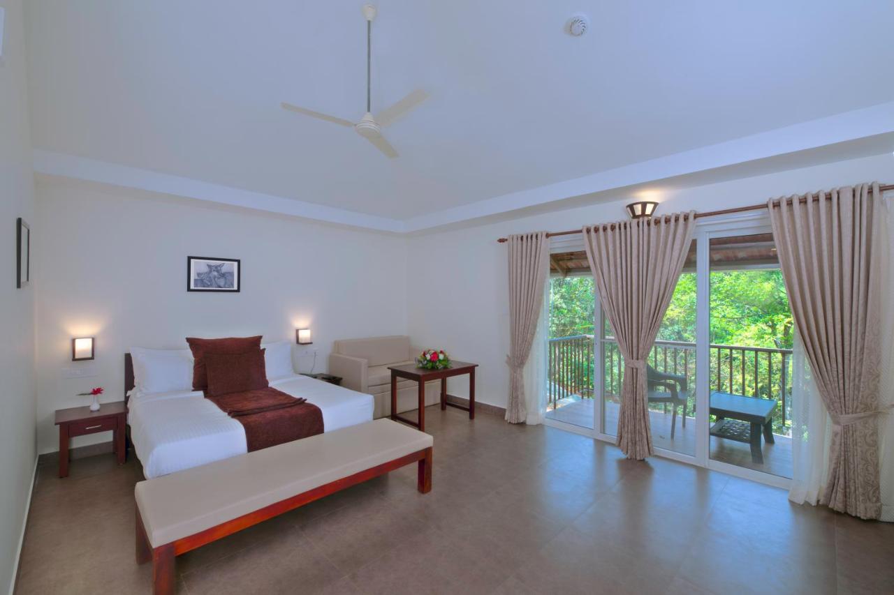 Hotel Abad Brookside Wayanad à Vythiri Extérieur photo