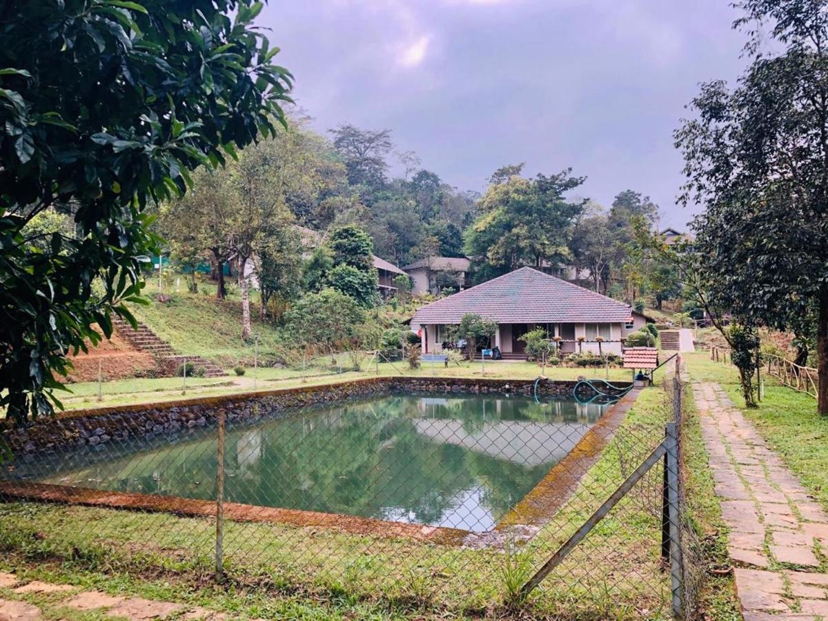 Hotel Abad Brookside Wayanad à Vythiri Extérieur photo
